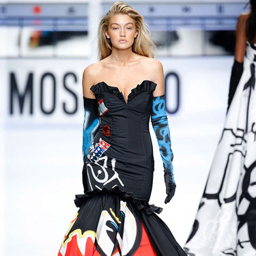 2015ﶬMoschino